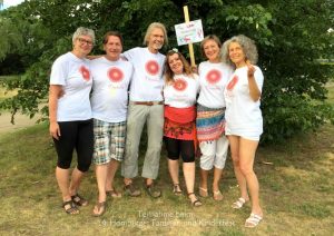 Ein langer Tag geht zu Ende. Danke für die harmonische Stimmung am Stand und Eure liebevolle Art. Es hat viel Freude gemacht, mit Euch und unseren Gästen den Tag zu gestalten. Danke auch der Stadt Homburg für die Möglichkeit. – –